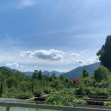 Mit Aussicht In شقة